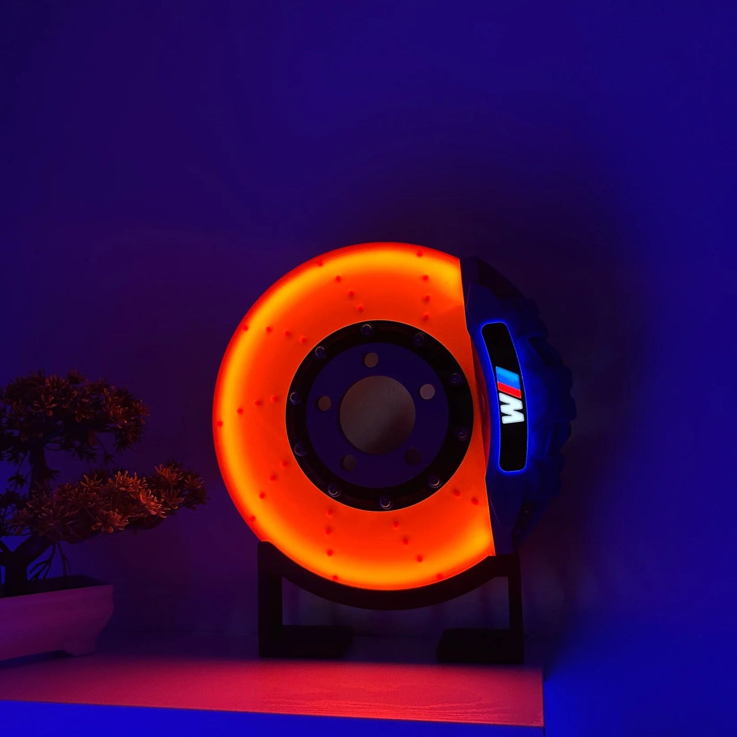 BrakeLamp | Lampe Inspirée des freins des véritables voitures de sport